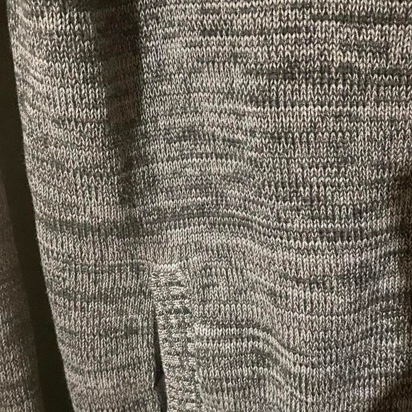 Men's Apt.9 black & grey zip up sweater with pockets - Picture 3 of 5